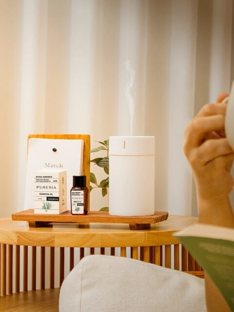 From root to stillness.Not every scent is meant to energize. Some are meant to ground you. Earthy, quiet, steady. A few drops to slow the noise and bring focus back to where it begins: you.PURESIA Essential Oil Vetiver. Now available! Link in bio.#PURESIAHealingRituals #FromOurSoil #EssentialOil #SelfCareRitual