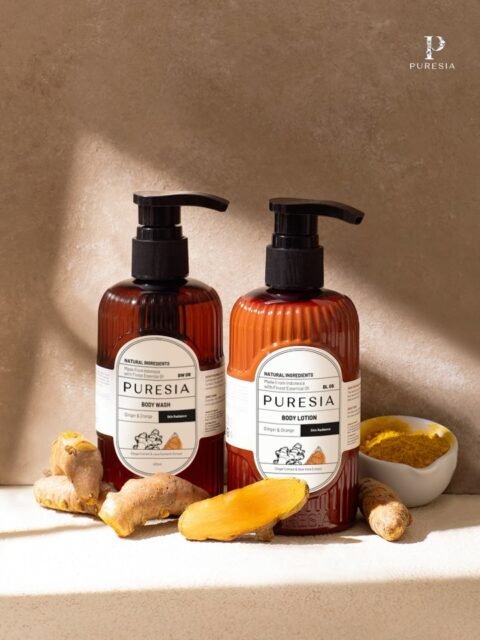 Not all turmeric is the same. 🧡Ours grows in the rich soil of Java, the kunyit Indonesian families have trusted for generations. Rich in curcumin, a natural antioxidant, it’s long been part of how we care for skin.From our soil, into ritual.#PURESIAFromOurSoil #PURESIAHealingRituals #Kunyit #JavaTurmeric